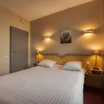 Logis Restaurant & A La 12 Hotel