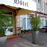 Hotel Logis Restaurant & A La 12 3*