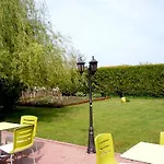 Logis Restaurant & A La 12