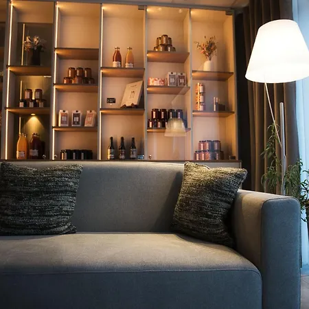 Hotel Logis Restaurant & A La 12