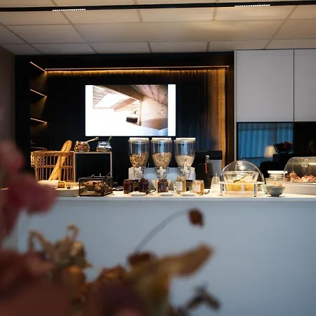 Logis Restaurant & A La 12 Delme