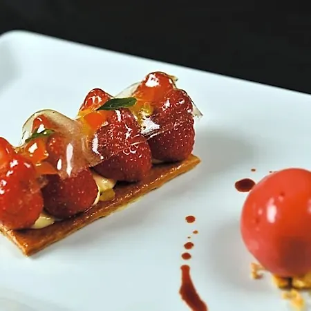Logis Restaurant & A La 12 3* Delme