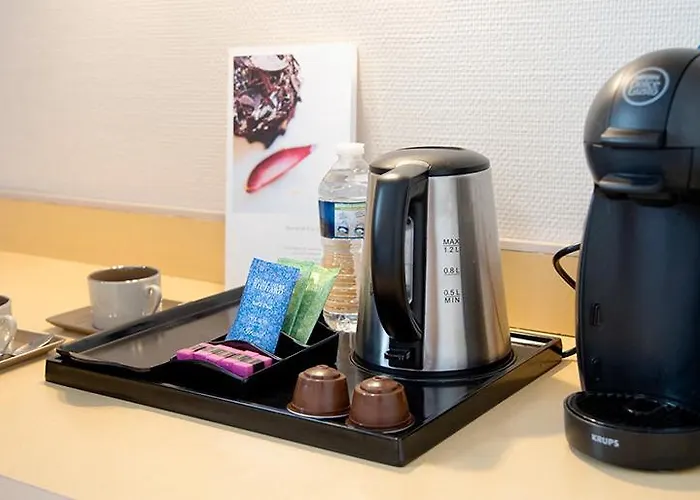 Logis Restaurant & A La 12 Hotel