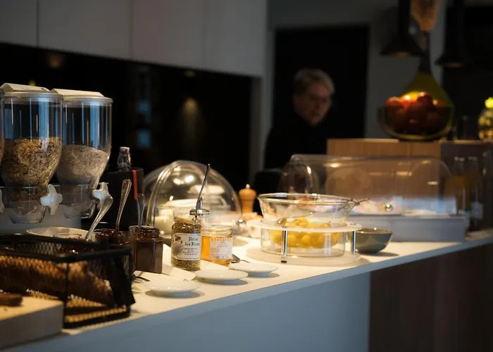 Logis Restaurant & A La 12 3*