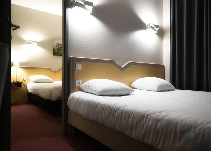 Logis Restaurant & A La 12 Hotel Delme