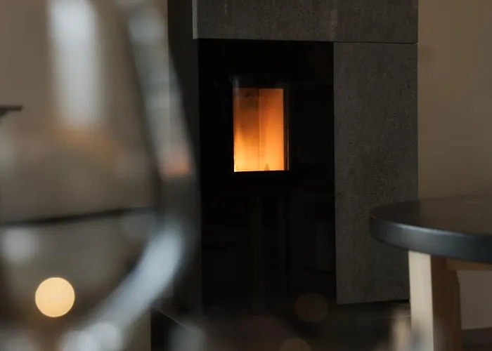 Hotel Logis Restaurant & A La 12 Delme