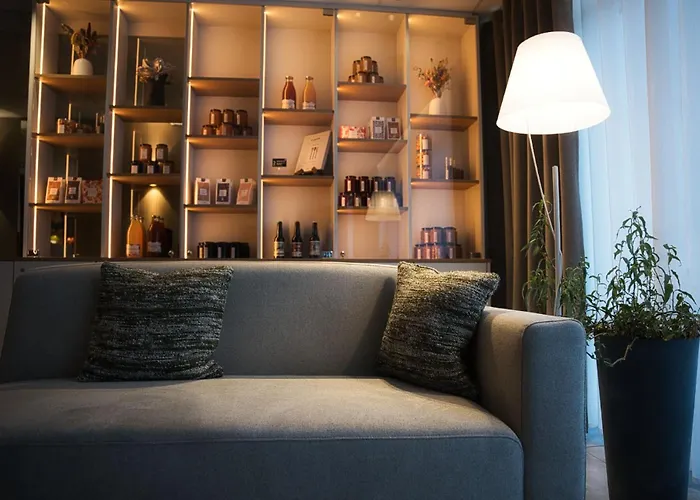 Hotel Logis Restaurant & A La 12