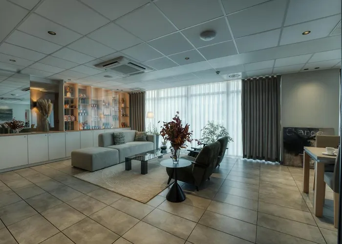 Logis Restaurant&hôtel à La 12 Delme