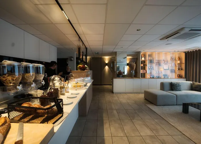 Hotel Logis Restaurant&hôtel à La 12 Delme