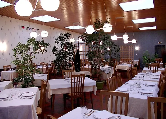 Logis Restaurant & A La 12 Delme